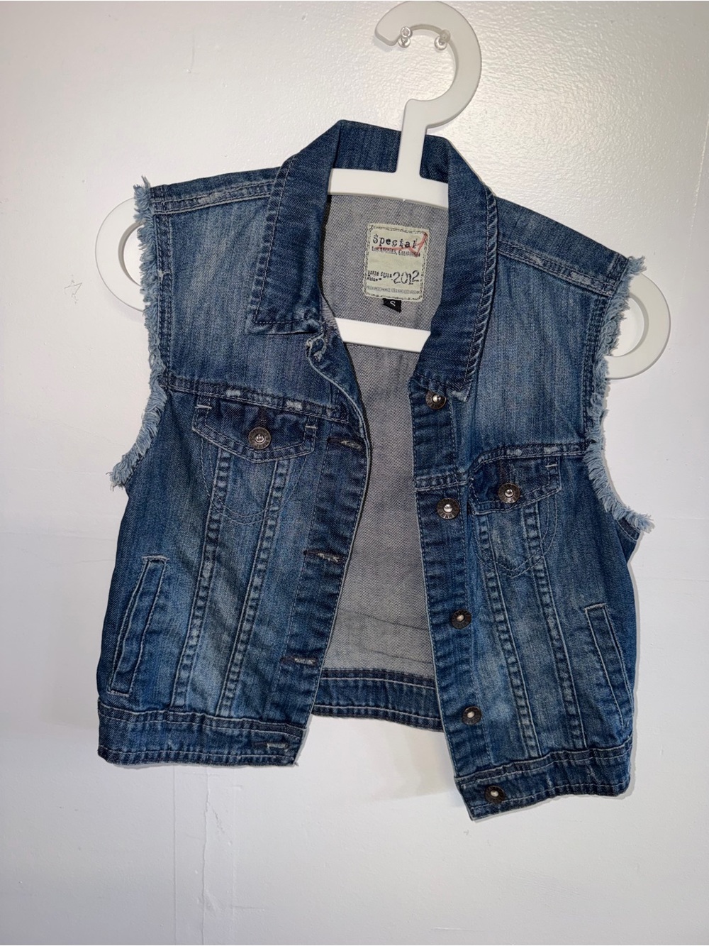 Frayed Sleeveless Denim Vest - Blue